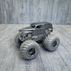 Hot Wheels Silver Grave Digger 2017 Collection Monster Jam 25th Anniversary